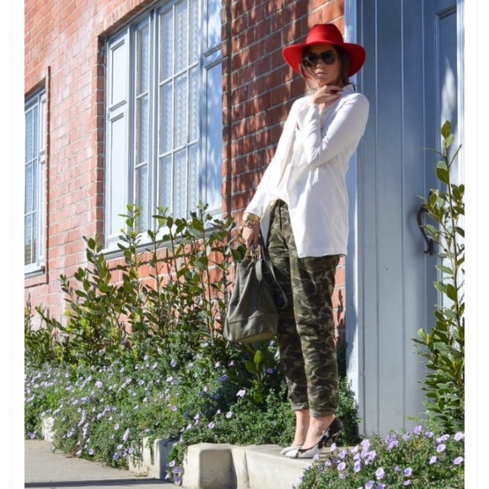 Gap khaki Jeans - Picture 2 of 6